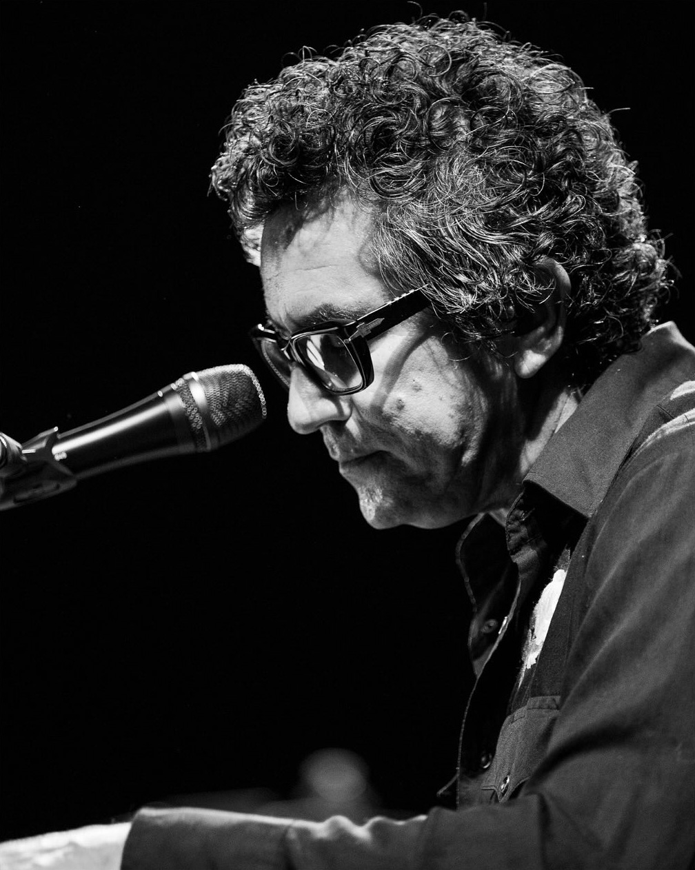 AJCroce2025-10-10CrocePlaysCroceKembaLiveColumbusOH (11).jpg